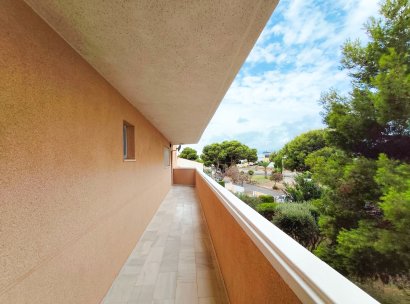 Appartement · Herverkoop - Orihuela Costa · La Zenia · Alicante · Spanje