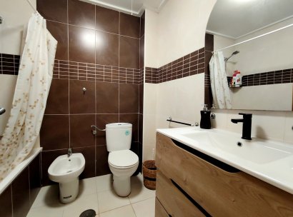 Appartement · Herverkoop - Torrevieja · Alicante · Spanje
