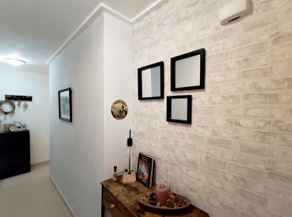 Appartement · Herverkoop - Torrevieja · Alicante · Spanje