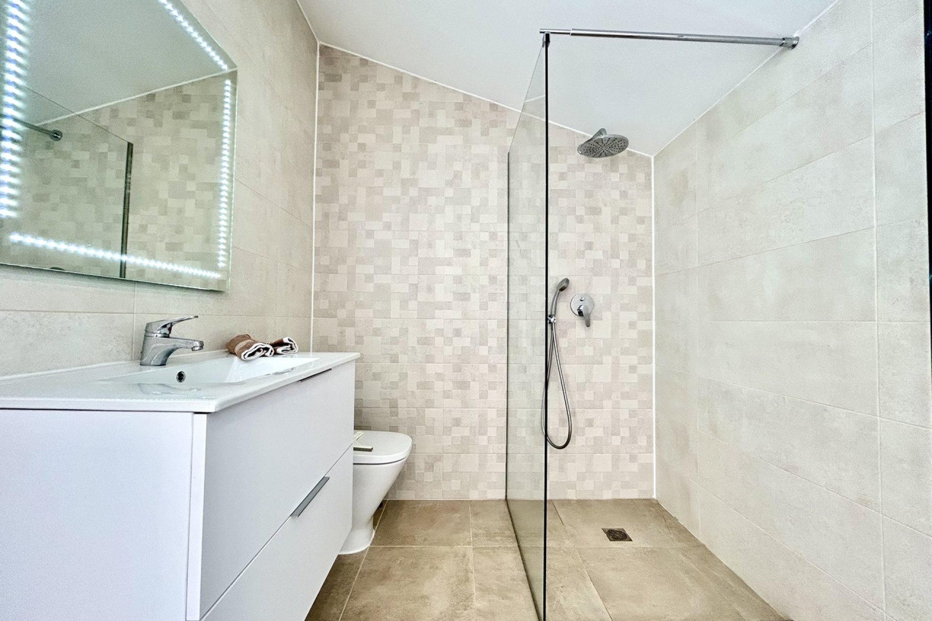 Resale - Villa - Ciudad Quesada