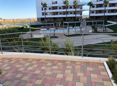 Appartement · Herverkoop - Orihuela Costa · Lomas de Cabo Roig · Alicante · Spanje