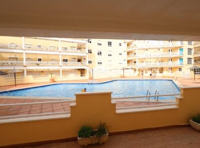 Appartement · Herverkoop - Orihuela Costa · Campoamor · Alicante · Spanje