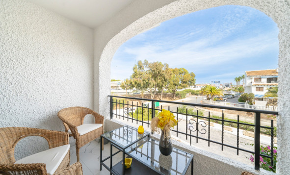 Resale - 1. Apartment / flat - Orihuela Costa