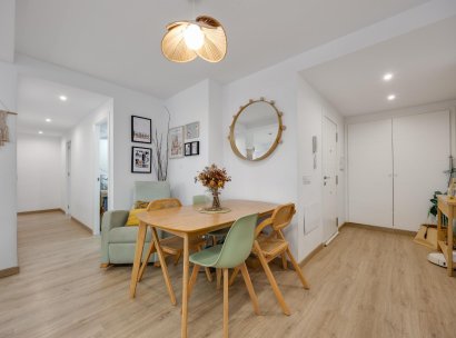 Appartement · Herverkoop - Torrevieja · Playa de los Naufragos · Alicante · Spanje
