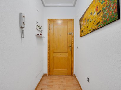 Appartement · Herverkoop - Torrevieja · Playa del Acequión · Alicante · Spanje