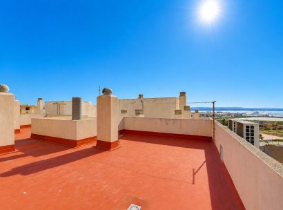 Appartement · Herverkoop - Torrevieja · Playa del Acequión · Alicante · Spanje