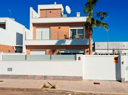 Villa · Wiederverkauf - Pilar de la Horadada · Pilar de La Horadada - Town · Alicante · Spanien