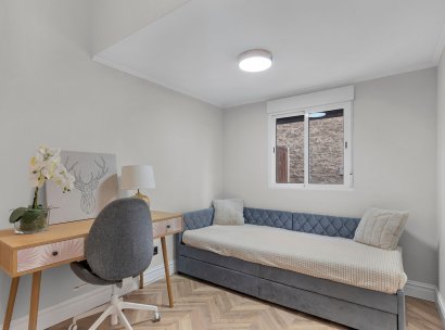 Wohnung · Wiederverkauf - Alicante · Spanien