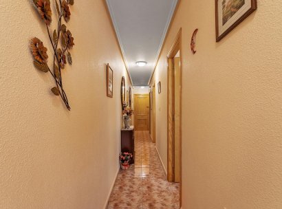 Appartement · Herverkoop - Torrevieja · La Mata pueblo · Alicante · Spanje