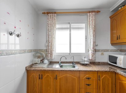 Appartement · Herverkoop - Torrevieja · La Mata pueblo · Alicante · Spanje