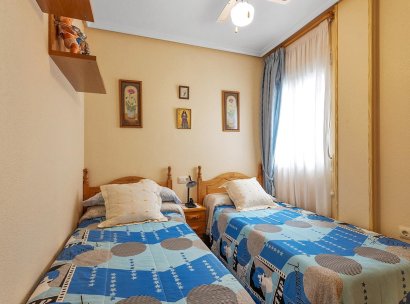 Appartement · Herverkoop - Torrevieja · La Mata pueblo · Alicante · Spanje