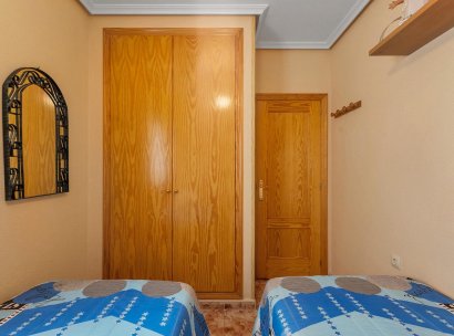 Appartement · Herverkoop - Torrevieja · La Mata pueblo · Alicante · Spanje