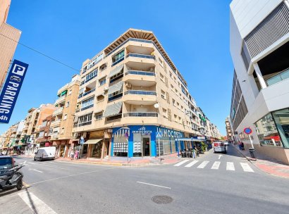 Appartement · Herverkoop - Torrevieja · Estacion de autobuses · Alicante · Spanje