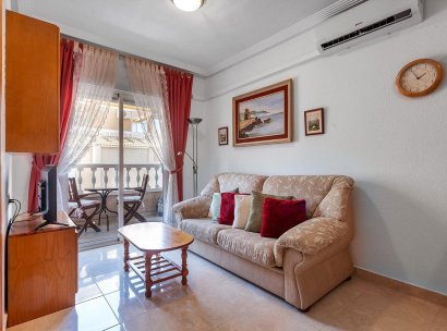 Appartement · Herverkoop - Torrevieja · Estacion de autobuses · Alicante · Spanje