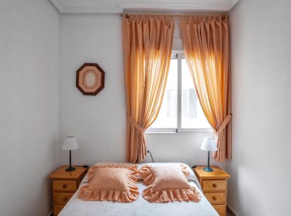 Appartement · Herverkoop - Torrevieja · Estacion de autobuses · Alicante · Spanje
