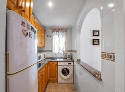 Appartement · Herverkoop - Torrevieja · Estacion de autobuses · Alicante · Spanje