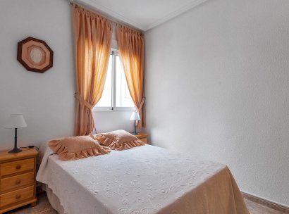 Appartement · Herverkoop - Torrevieja · Estacion de autobuses · Alicante · Spanje