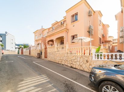 Villa · Wiederverkauf - Orihuela Costa · Playa Flamenca · Alicante · Spanien