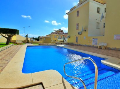 Villa · Wiederverkauf - Orihuela Costa · Villamartín · Alicante · Spanien