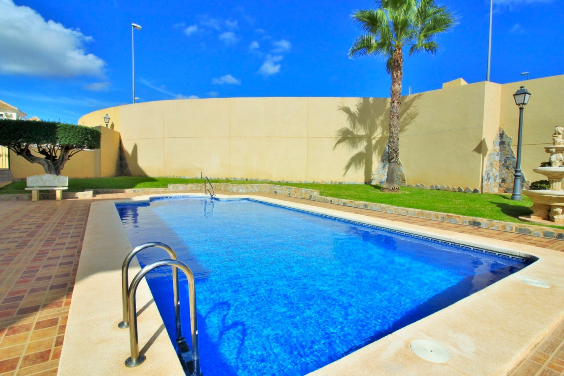 Wiederverkauf - Villa - Orihuela Costa