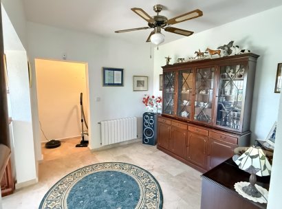 Villa · Wiederverkauf - Orihuela Costa · La Zenia · Alicante · Spanien