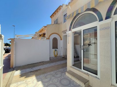 Villa · Herverkoop - Orihuela Costa · Playa Flamenca · Alicante · Spanje