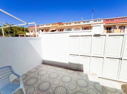 Villa · Herverkoop - Orihuela Costa · Playa Flamenca · Alicante · Spanje
