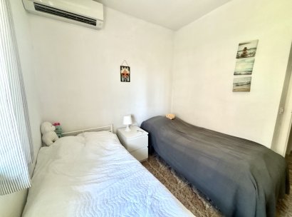Appartement · Herverkoop - Orihuela Costa · La Zenia · Alicante · Spanje