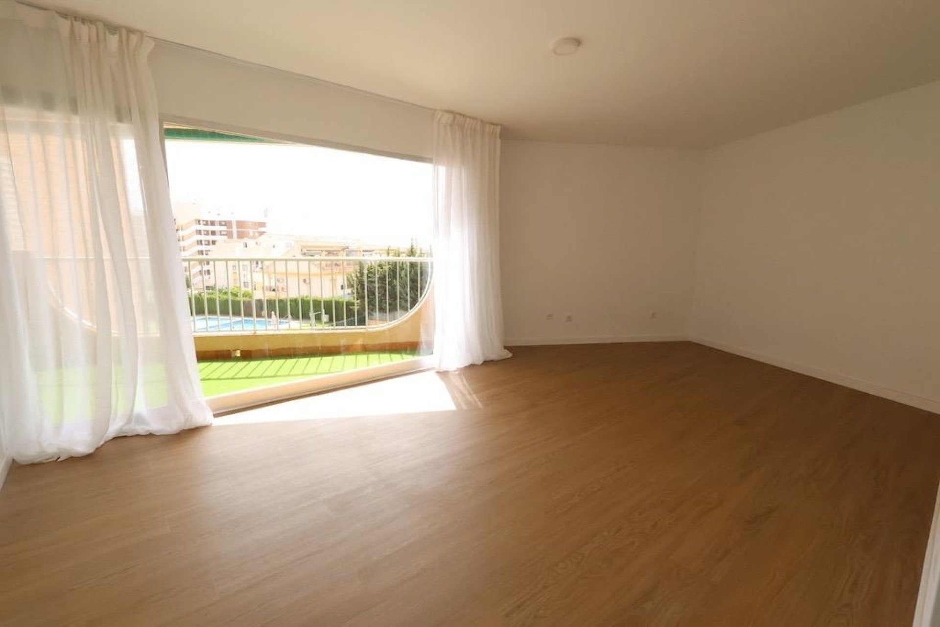 Resale - Apartment - Orihuela Costa - Costa Blanca South