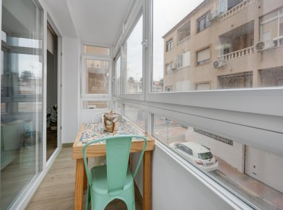 Apartamento · Reventa - Torrevieja · Playa de los Naufragos · Alicante · España