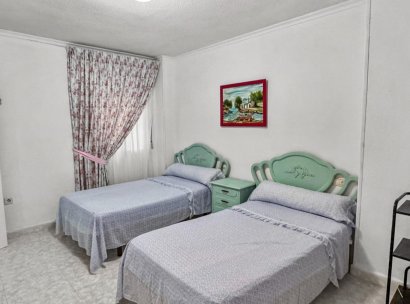 Appartement · Herverkoop - Torrevieja · Playa de los Locos · Alicante · Spanje