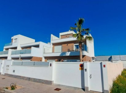Villa · Resale - Pilar de la Horadada · Pilar de La Horadada - Town · Alicante · Spain