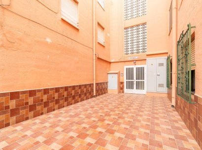 Appartement · Herverkoop - Torrevieja · Playa de los Naufragos · Alicante · Spanje
