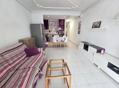 Appartement · Herverkoop - Torrevieja · La Mata pueblo · Alicante · Spanje