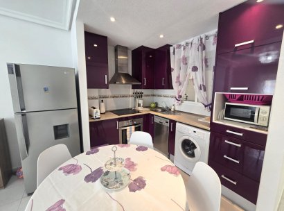 Appartement · Herverkoop - Torrevieja · La Mata pueblo · Alicante · Spanje