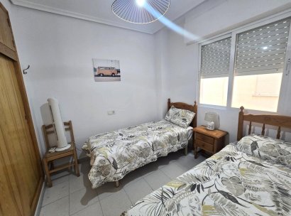 Appartement · Herverkoop - Torrevieja · La Mata pueblo · Alicante · Spanje