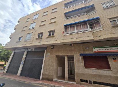 Appartement · Herverkoop - Torrevieja · La Mata pueblo · Alicante · Spanje