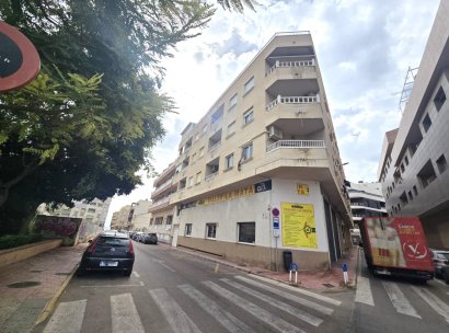 Appartement · Herverkoop - Torrevieja · La Mata pueblo · Alicante · Spanje