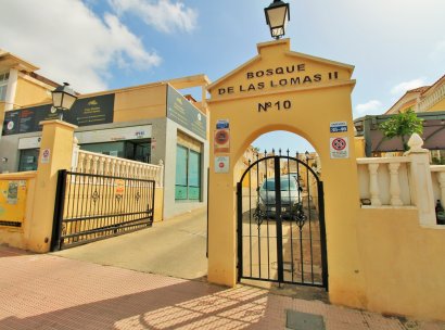 Villa · Resale - Orihuela Costa · Villamartín · Alicante · Spain