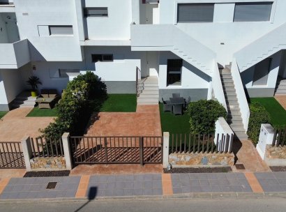Appartement · Herverkoop - Vistabella · Alicante · Spanje