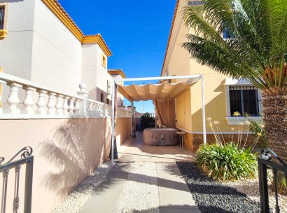 Wohnung · Wiederverkauf - Orihuela Costa · Villamartín · Alicante · Spanien