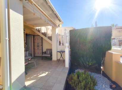 Wohnung · Wiederverkauf - Orihuela Costa · Villamartín · Alicante · Spanien