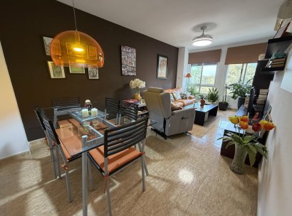 Apartment · Resale - Pilar de la Horadada · Alicante · Spain
