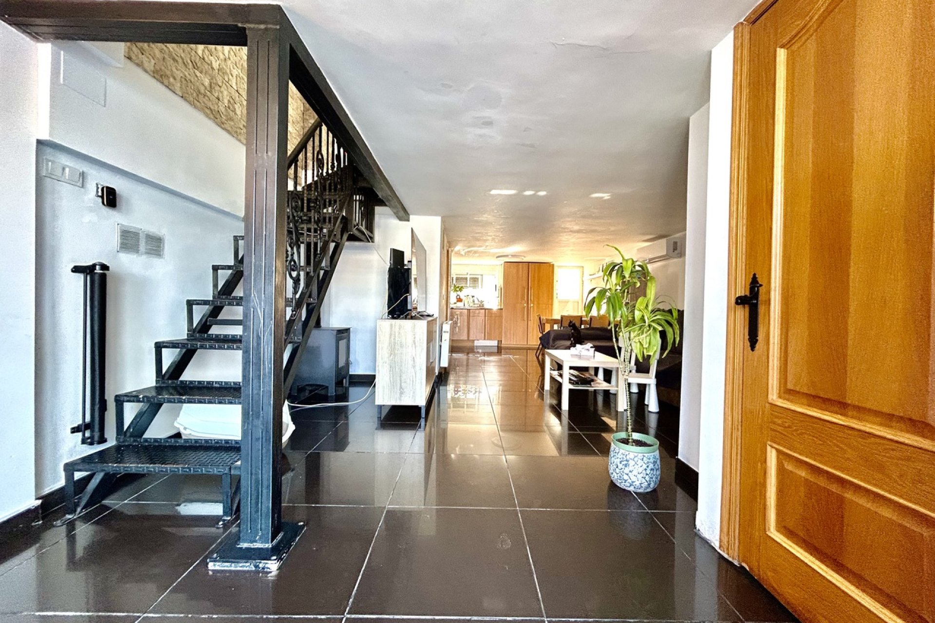Resale - Villa - Torrevieja
