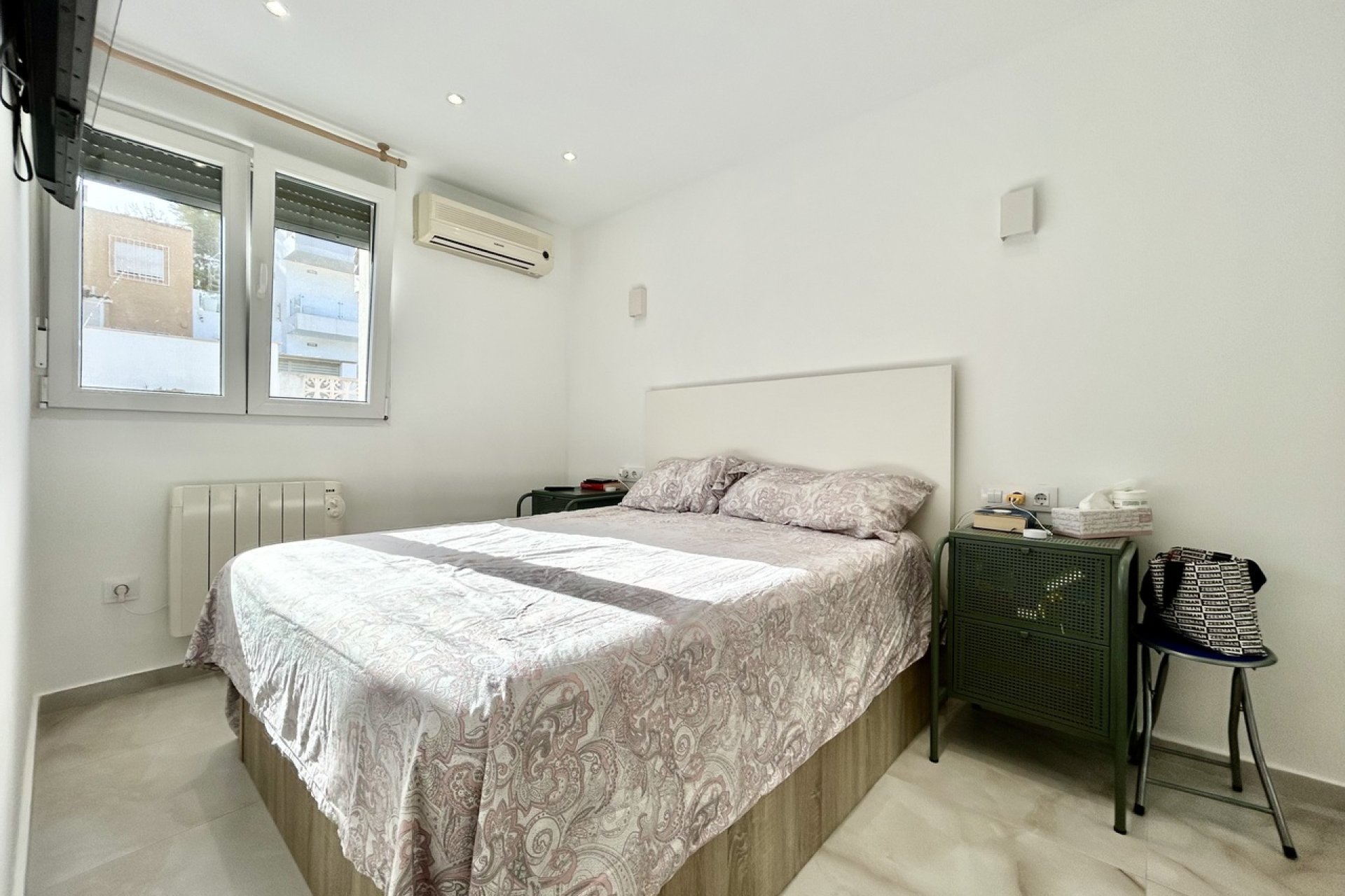 Resale - Villa - Torrevieja