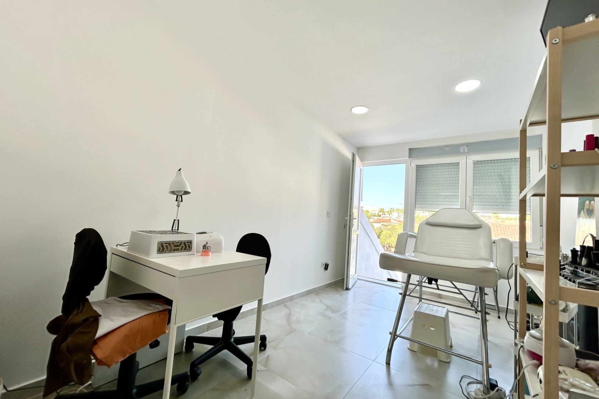 Resale - Villa - Torrevieja