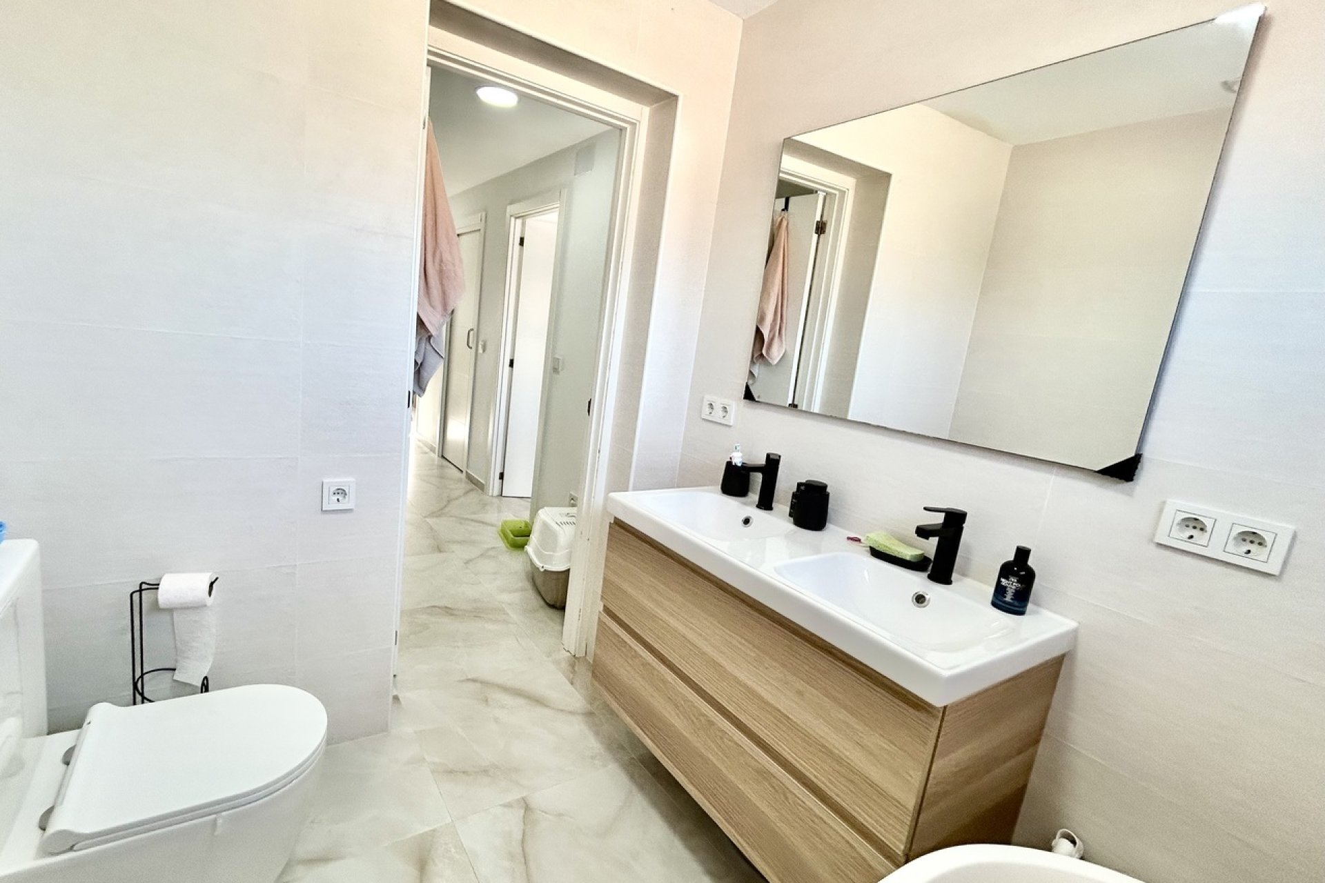 Resale - Villa - Torrevieja