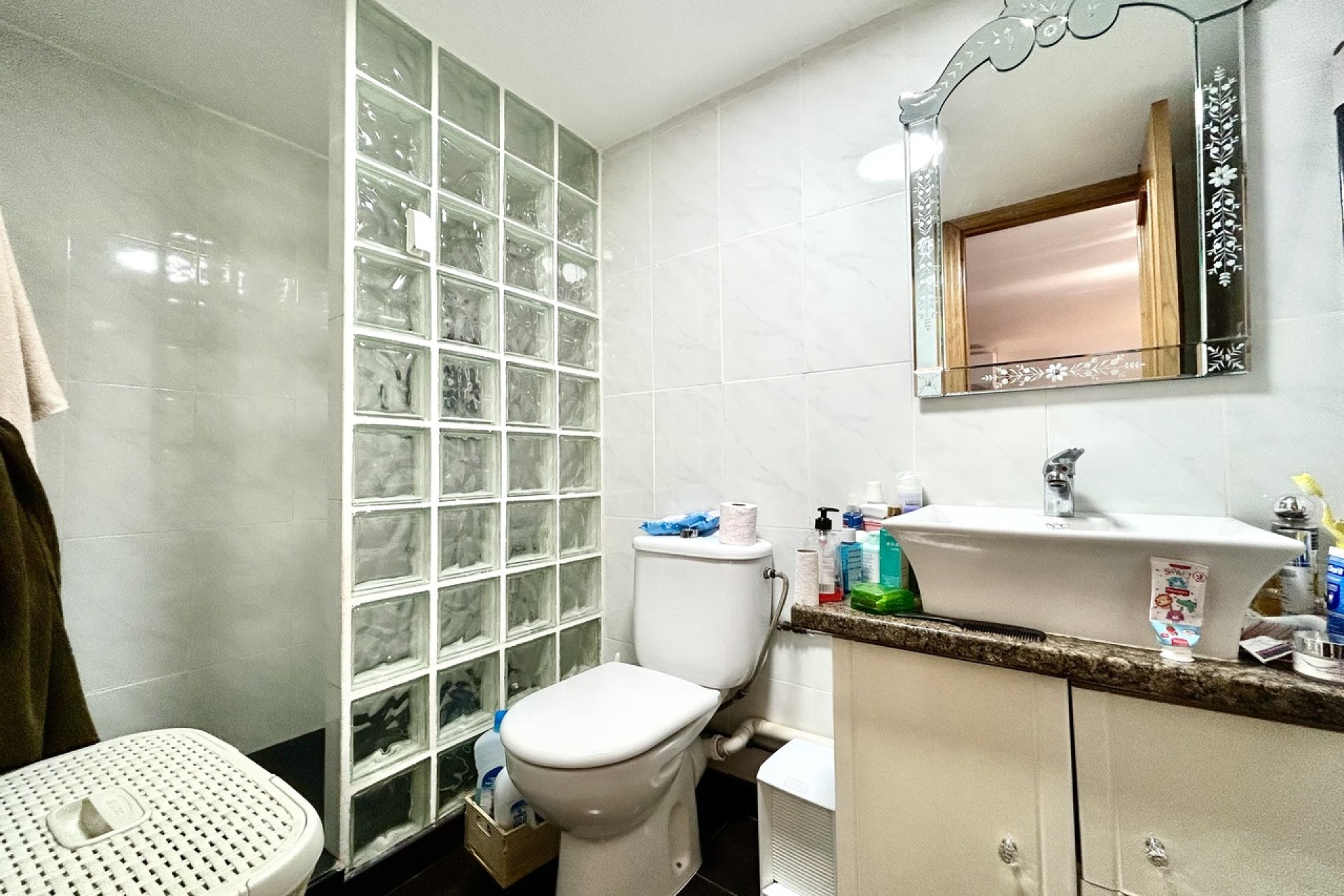 Resale - Villa - Torrevieja