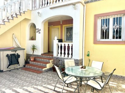 Appartement · Herverkoop - Orihuela Costa · La Zenia · Alicante · Spanje