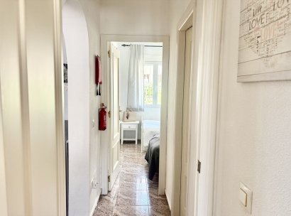 Appartement · Herverkoop - Orihuela Costa · La Zenia · Alicante · Spanje